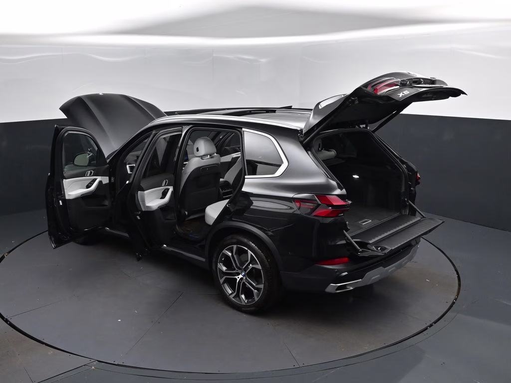 2026 Black Sapphire Metallic BMW X5 sDrive40i RWD SUV