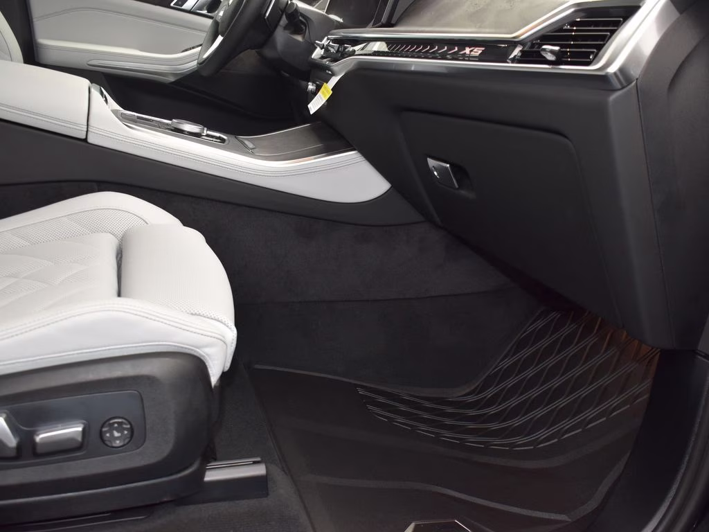 2026 Black Sapphire Metallic BMW X5 sDrive40i RWD SUV
