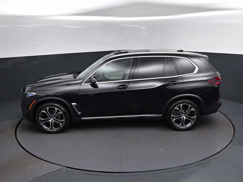 2026 Black Sapphire Metallic BMW X5 sDrive40i RWD SUV