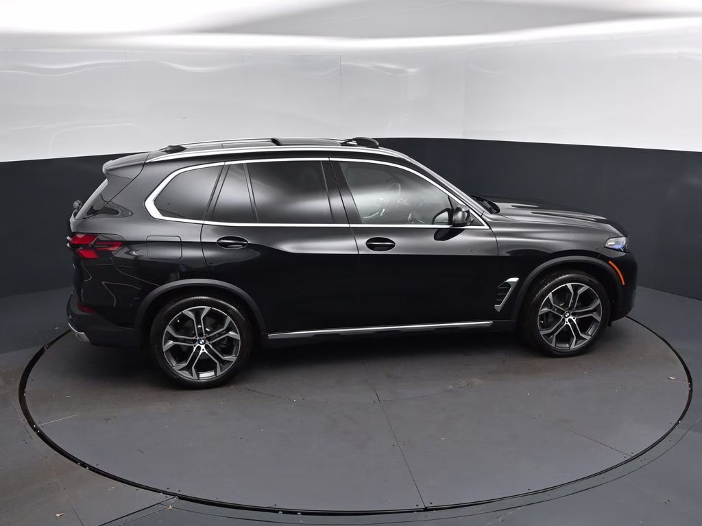 2026 Black Sapphire Metallic BMW X5 sDrive40i RWD SUV