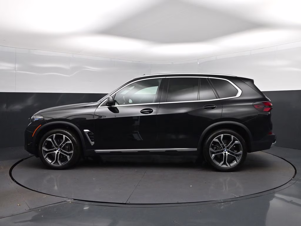 2026 Black Sapphire Metallic BMW X5 sDrive40i RWD SUV