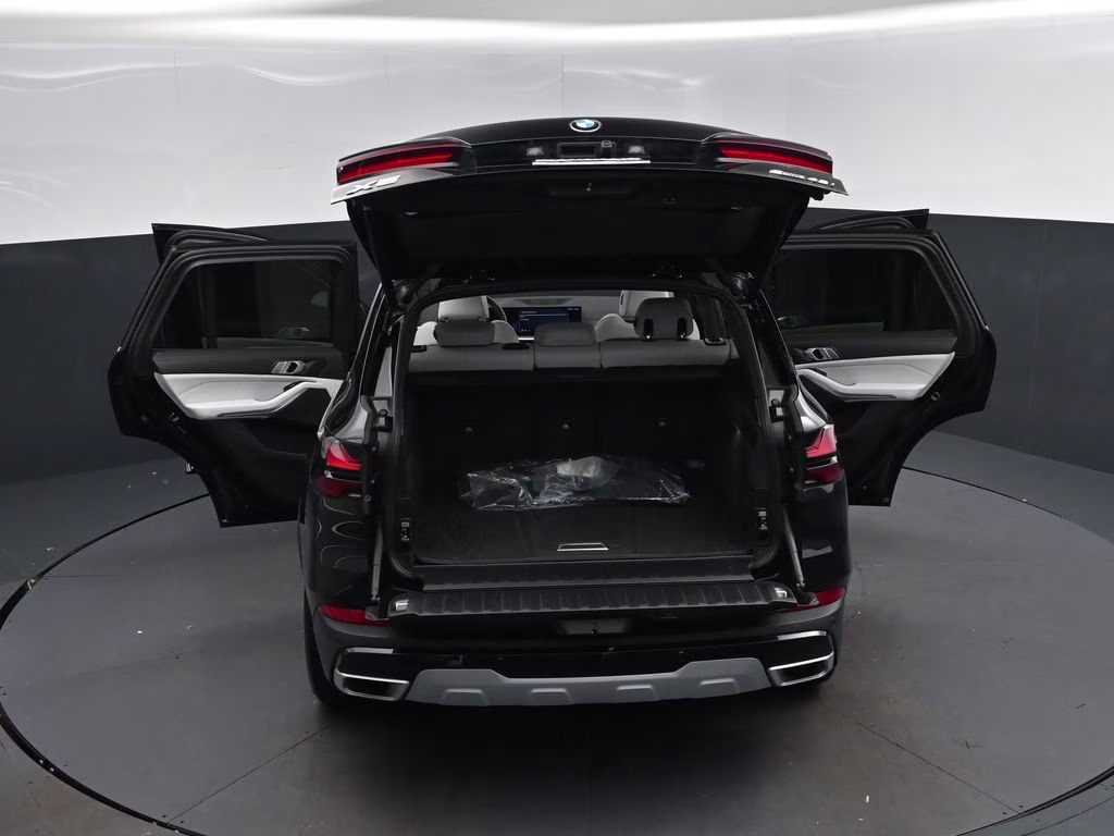 2026 Black Sapphire Metallic BMW X5 sDrive40i RWD SUV