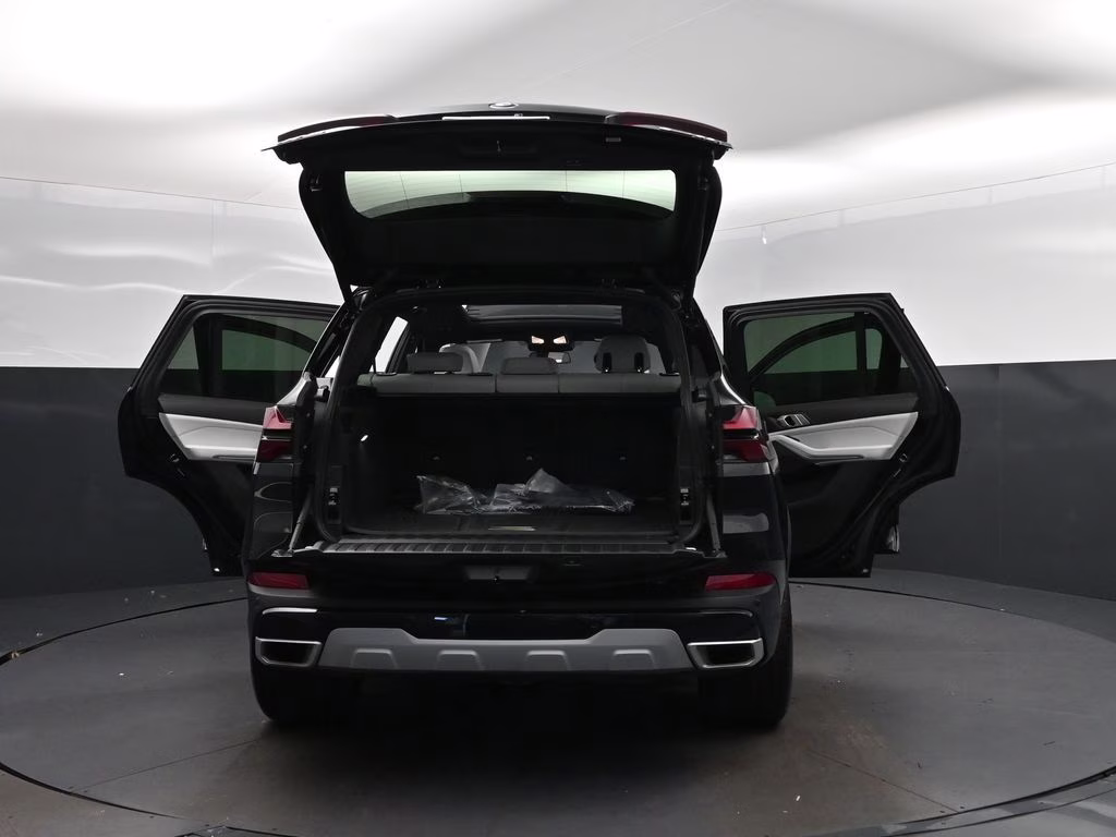 2026 Black Sapphire Metallic BMW X5 sDrive40i RWD SUV