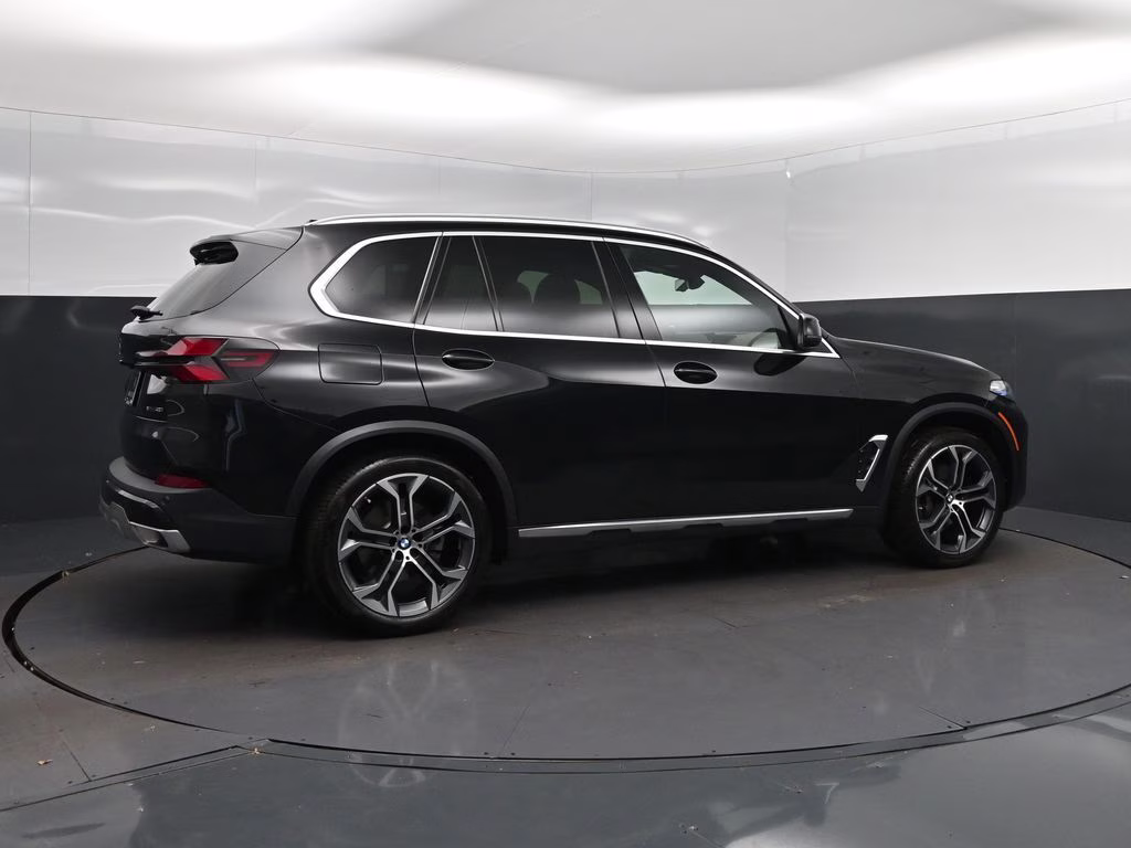 2026 Black Sapphire Metallic BMW X5 sDrive40i RWD SUV