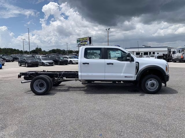 2026 Oxford White Ford Super Duty F-450 DRW XL 4X4 Chassis