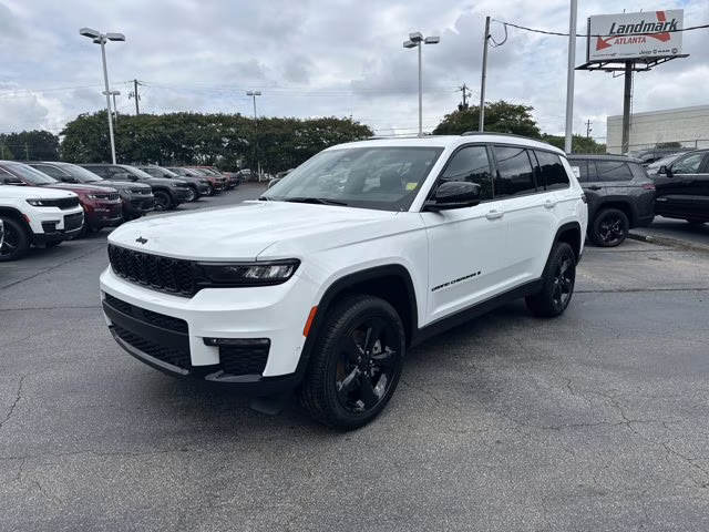 2025 Bright White Clearcoat Jeep Grand Cherokee L Limited RWD SUV