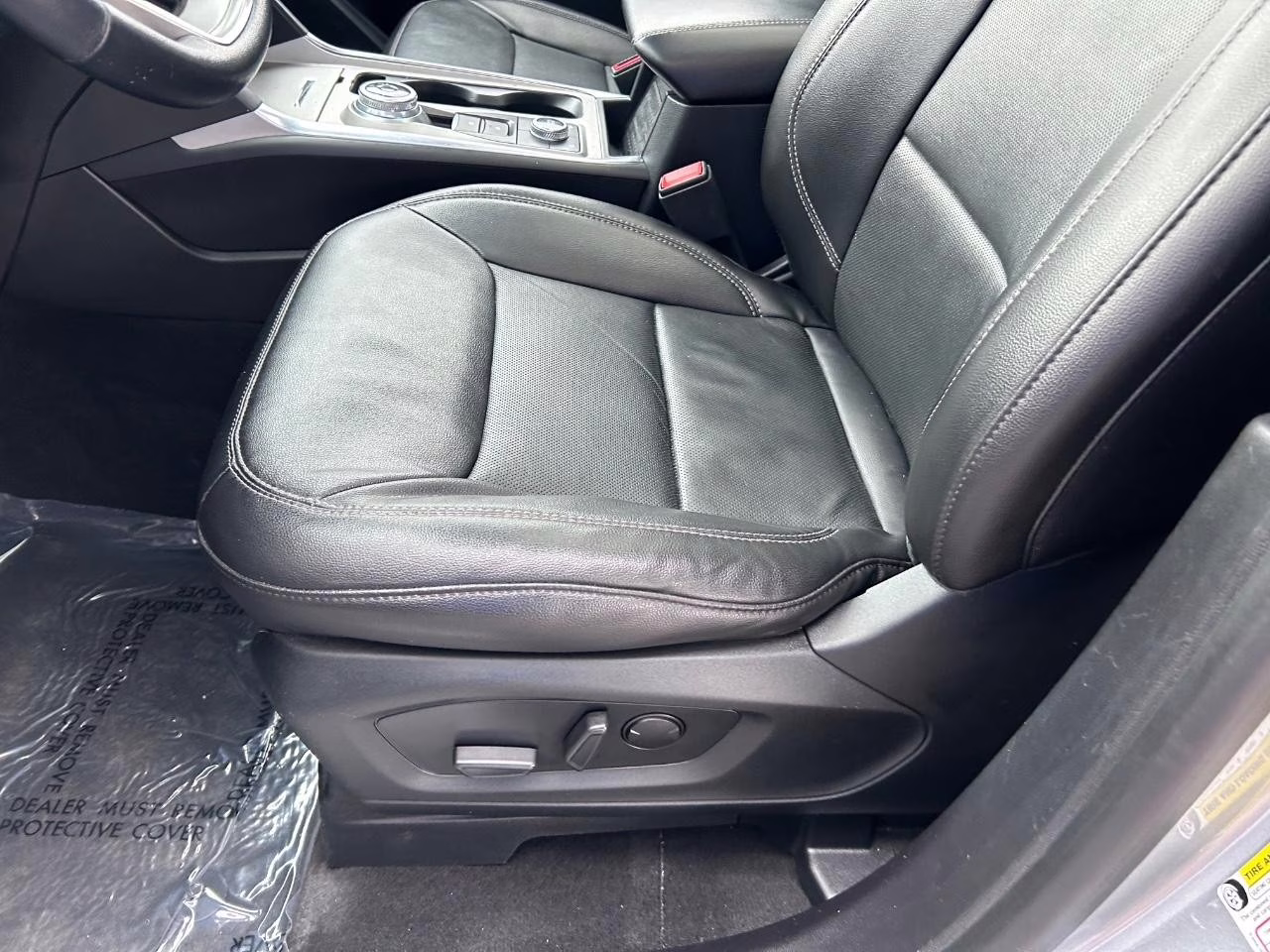 2022 Iconic Silver Metallic Ford Explorer Limited 4X4 SUV