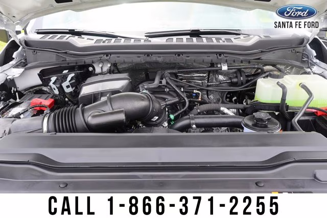 2026 White Ford Super Duty F-350 SRW XLT 4X4 Truck