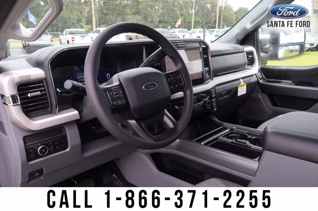 2026 White Ford Super Duty F-350 SRW XLT 4X4 Truck