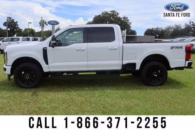 2026 White Ford Super Duty F-350 SRW XLT 4X4 Truck