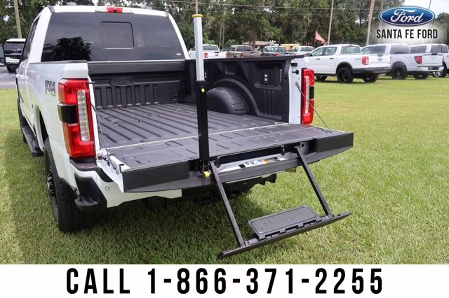 2026 White Ford Super Duty F-350 SRW XLT 4X4 Truck