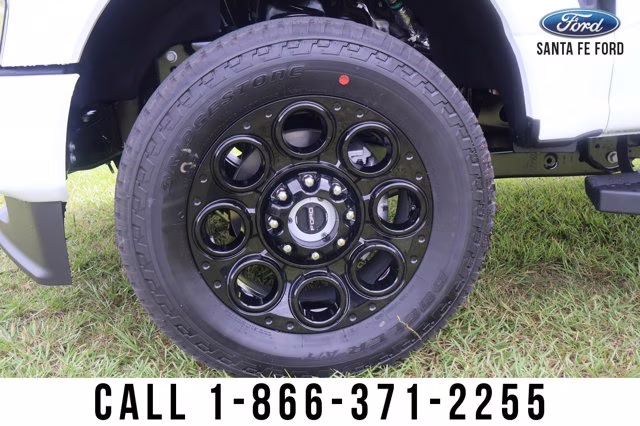 2026 White Ford Super Duty F-350 SRW XLT 4X4 Truck