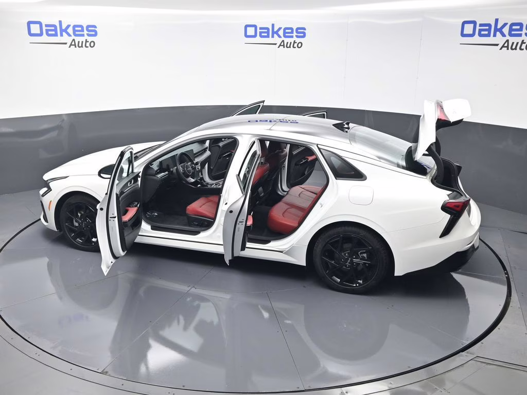 2026 Snow White Pearl Kia K5 GT-Line AWD Sedan