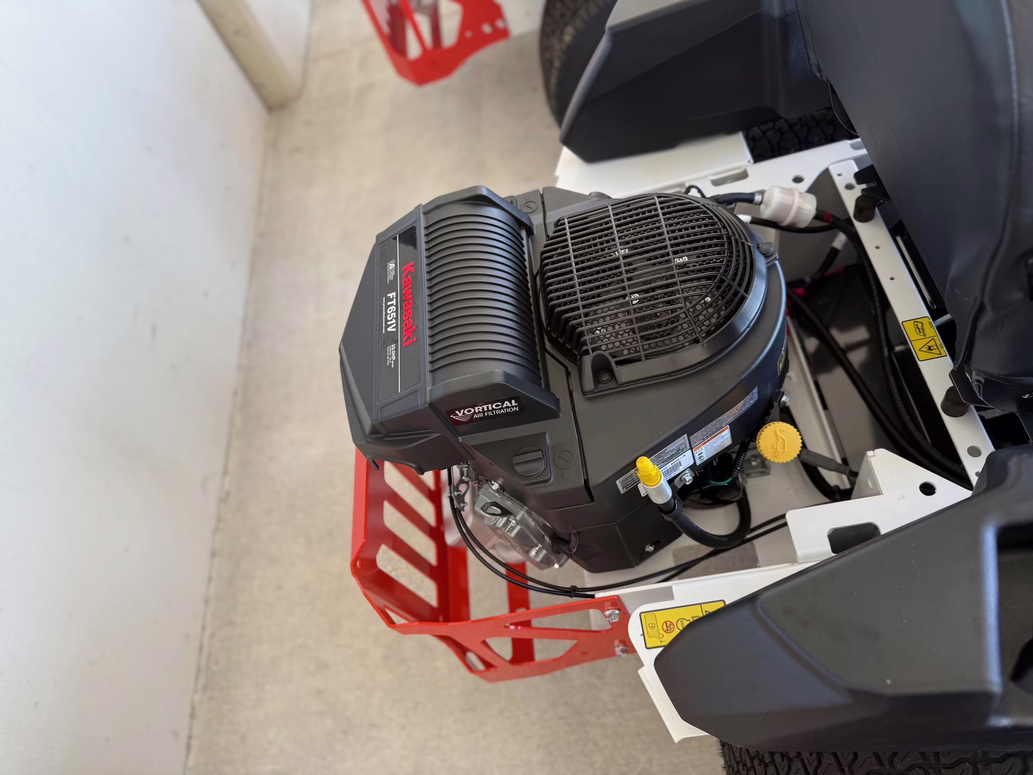 2025 - Bobcat ZT3000 Series ZT3048 Lawn Mower