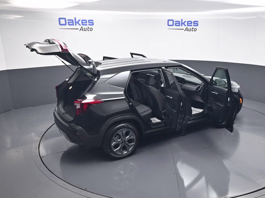2026 Fusion Black Kia Seltos LX FWD SUV
