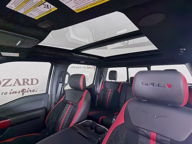 2025 Oxford White Ford F-150 Lariat 4X4 Truck