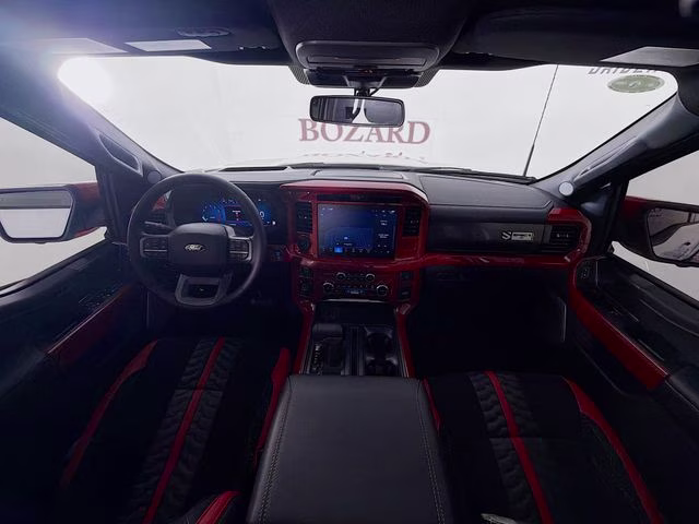 2025 Oxford White Ford F-150 Lariat 4X4 Truck