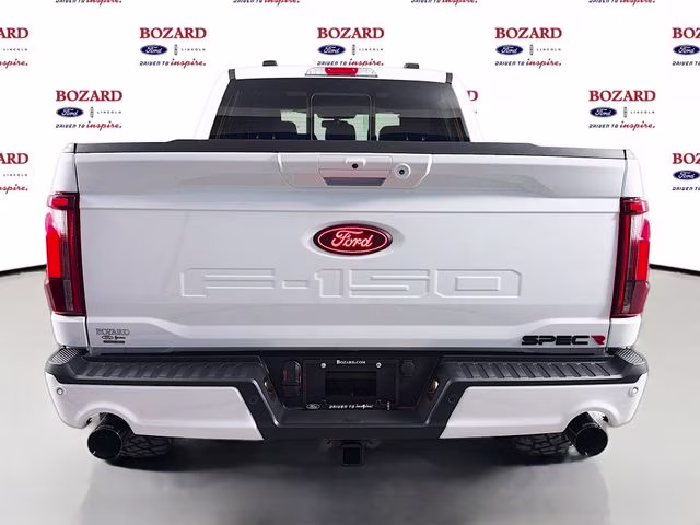 2025 Oxford White Ford F-150 Lariat 4X4 Truck