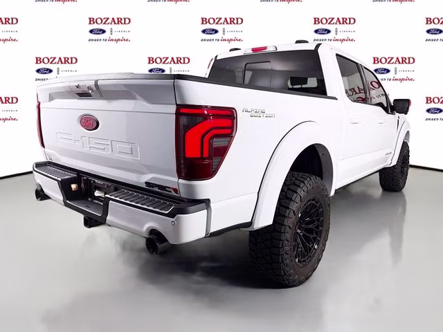 2025 Oxford White Ford F-150 Lariat 4X4 Truck
