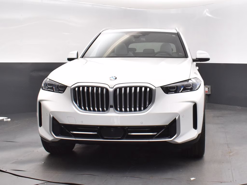 2026 Alpine White BMW X5 sDrive40i RWD SUV
