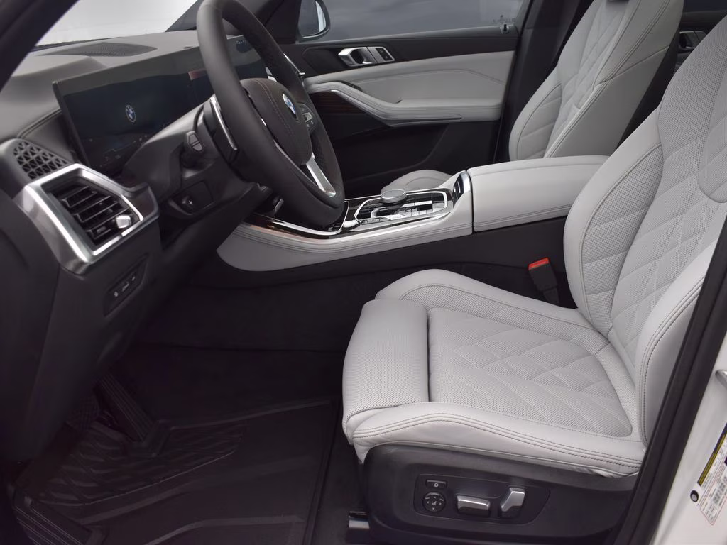 2026 Alpine White BMW X5 sDrive40i RWD SUV