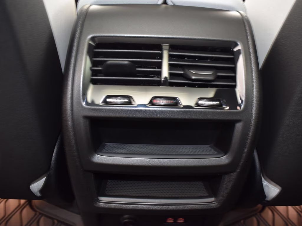 2026 Alpine White BMW X5 sDrive40i RWD SUV