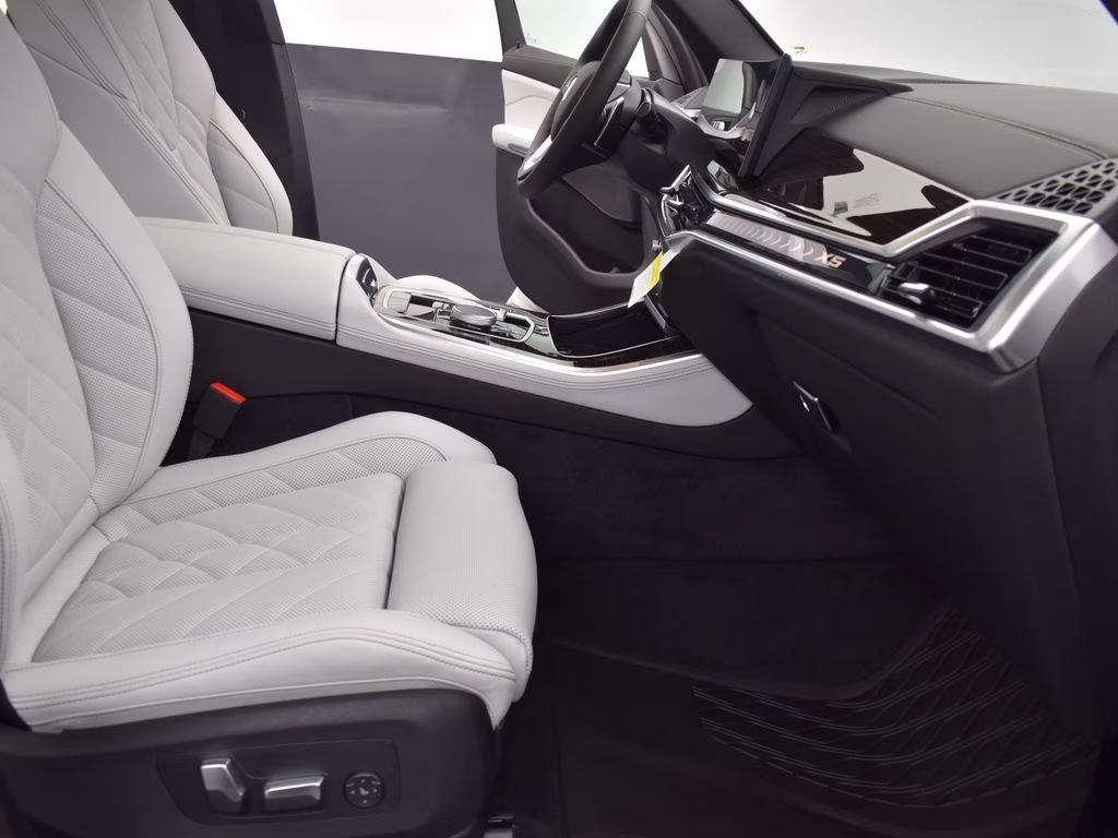 2026 Alpine White BMW X5 sDrive40i RWD SUV