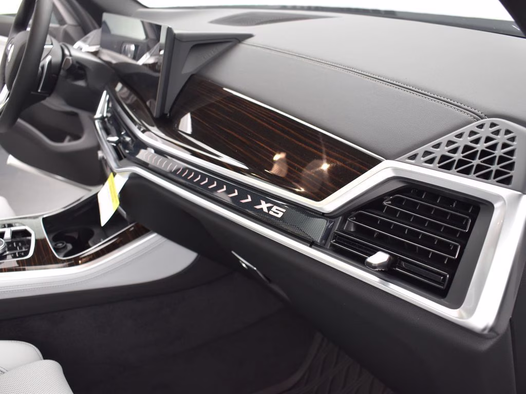 2026 Alpine White BMW X5 sDrive40i RWD SUV