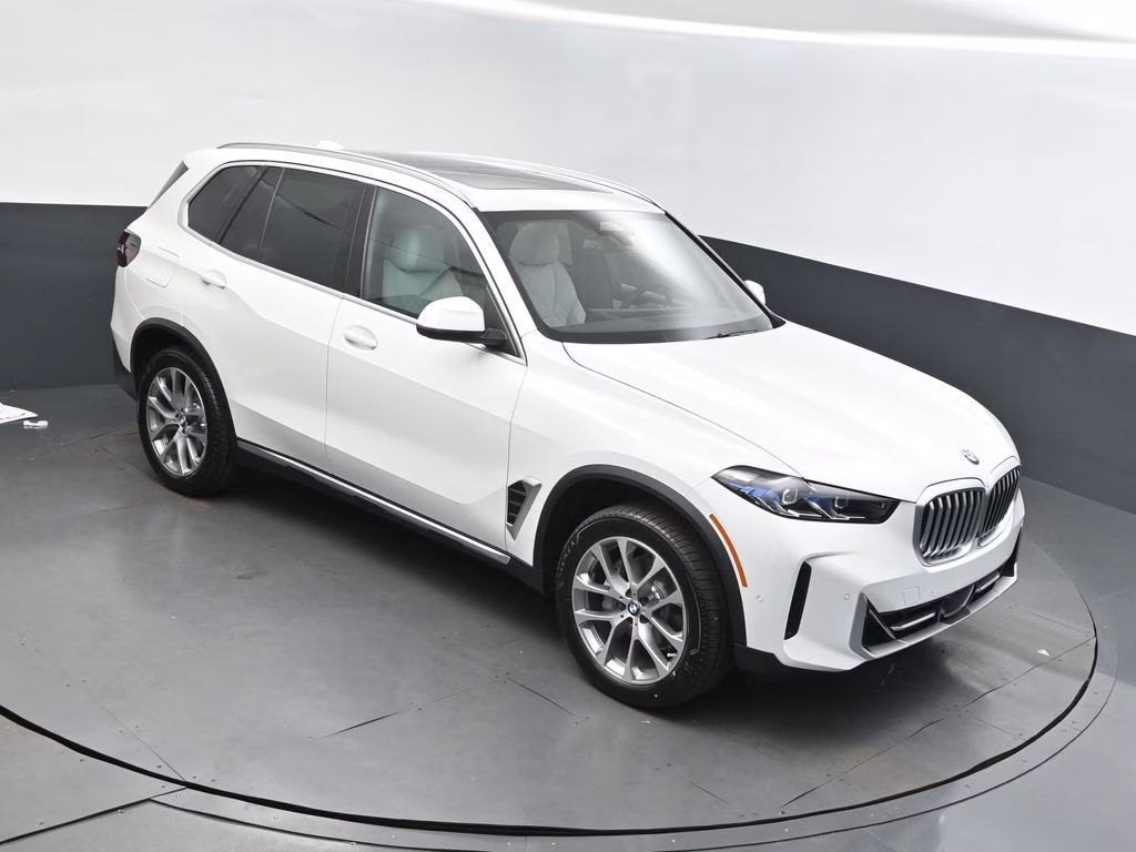 2026 Alpine White BMW X5 sDrive40i RWD SUV