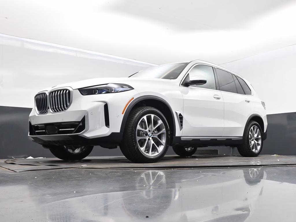 2026 Alpine White BMW X5 sDrive40i RWD SUV