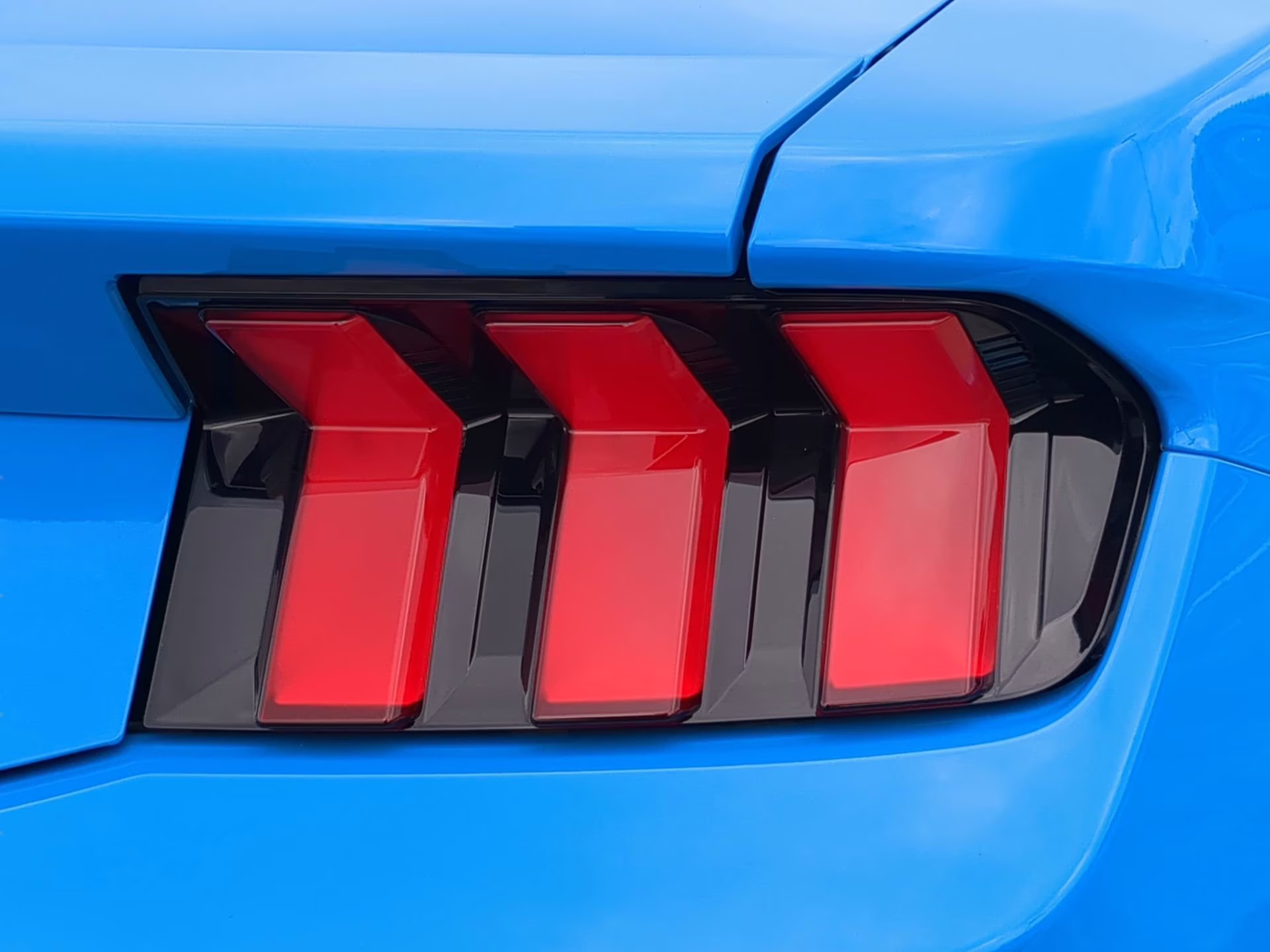 2026 Grabber Blue Metallic Ford Mustang EcoBoost RWD Coupe