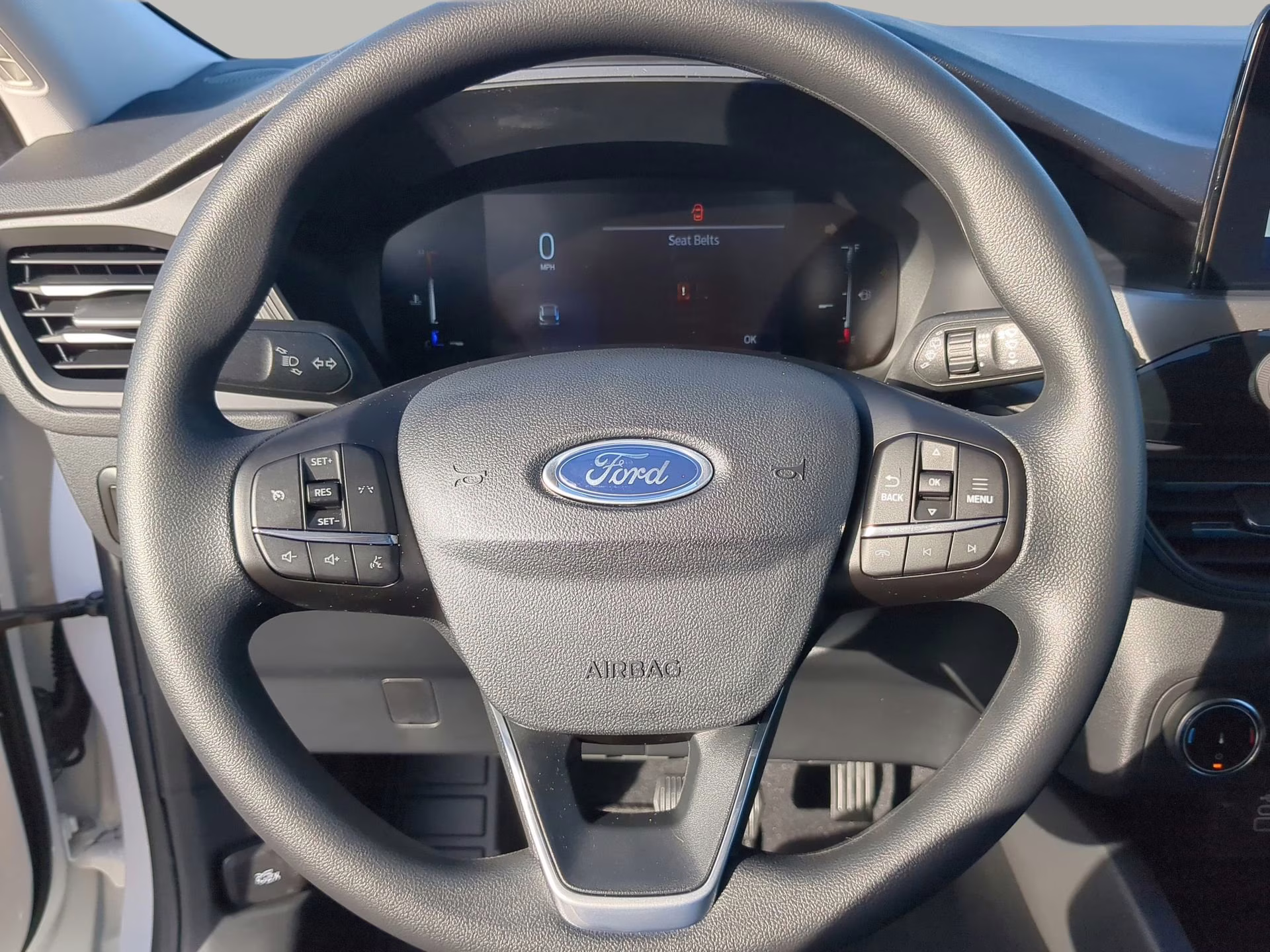 2026 Oxford White Ford Escape Active FWD SUV