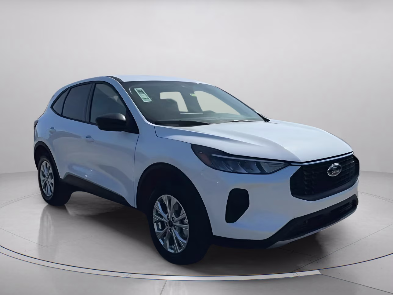 2026 Oxford White Ford Escape Active FWD SUV