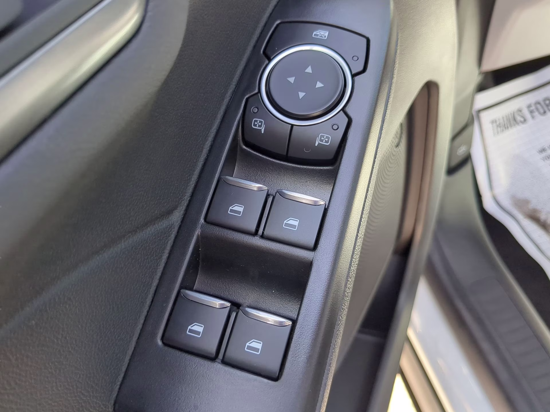 2026 Oxford White Ford Escape Active FWD SUV