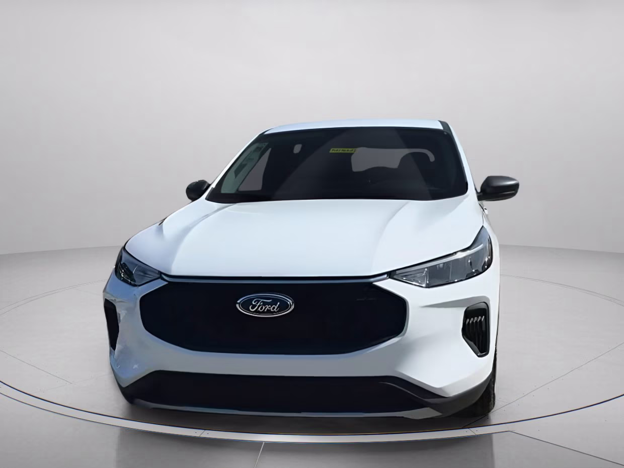 2026 Oxford White Ford Escape Active FWD SUV