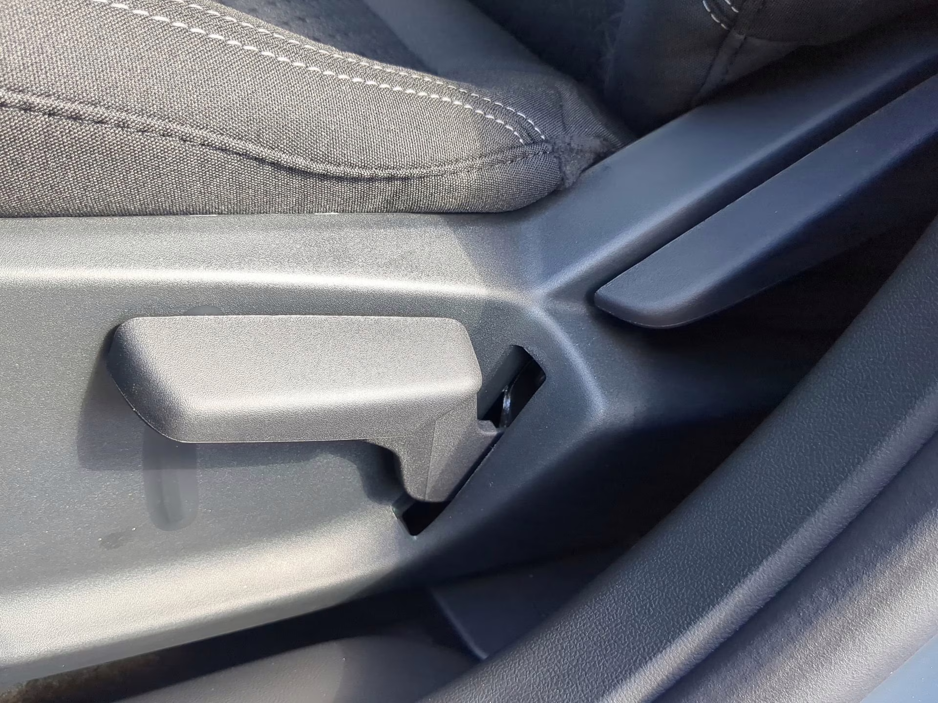 2026 Vapor Blue Metallic Ford Escape Active FWD SUV