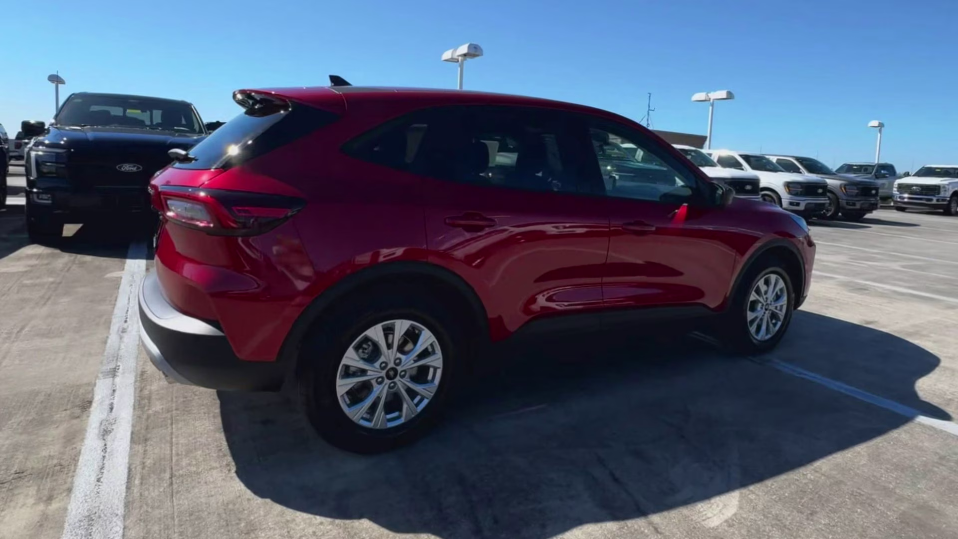 2026 Rapid Red Metallic Tinted Clearcoat Ford Escape Active FWD SUV