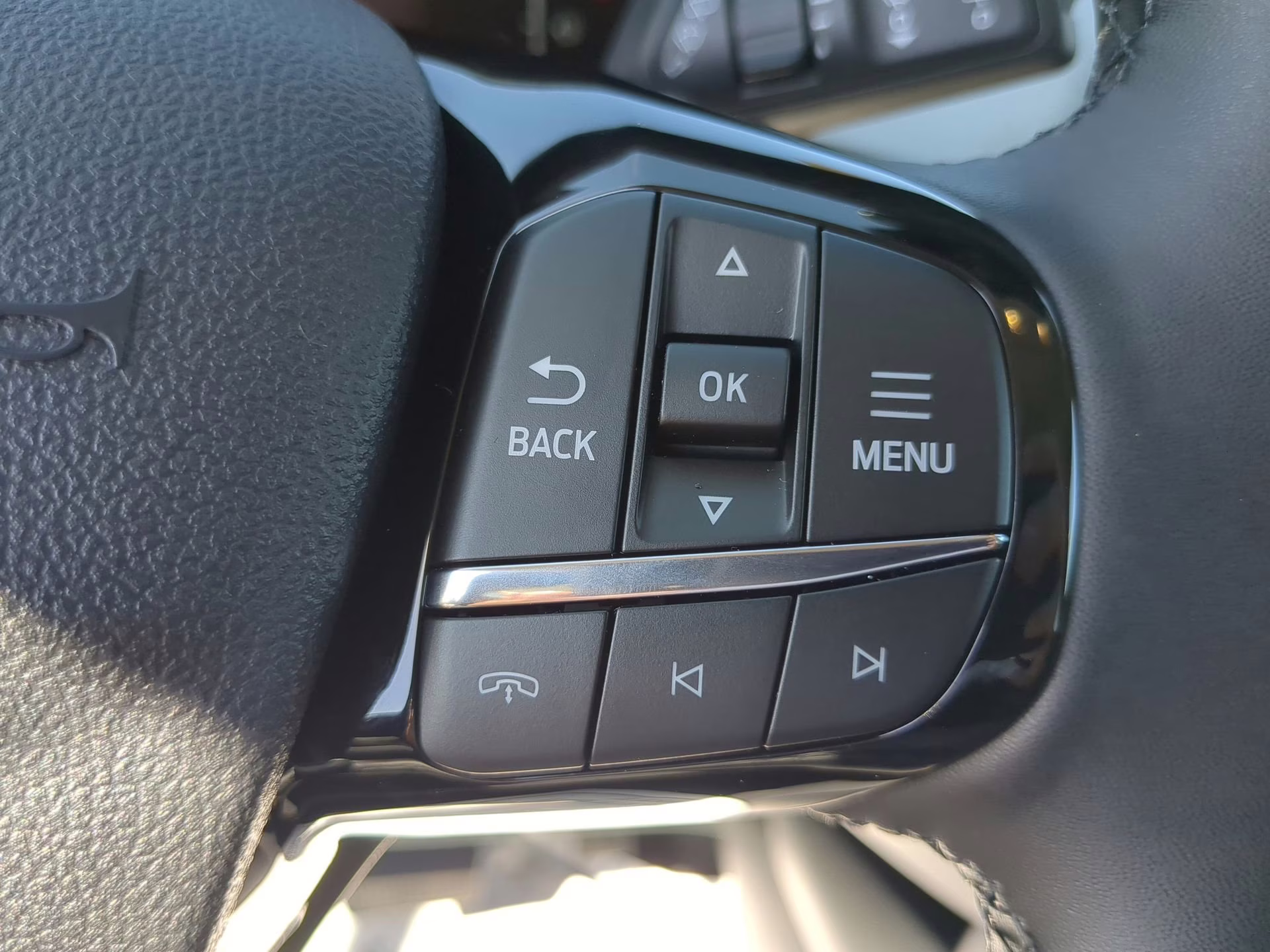 2026 Rapid Red Metallic Tinted Clearcoat Ford Escape Active FWD SUV