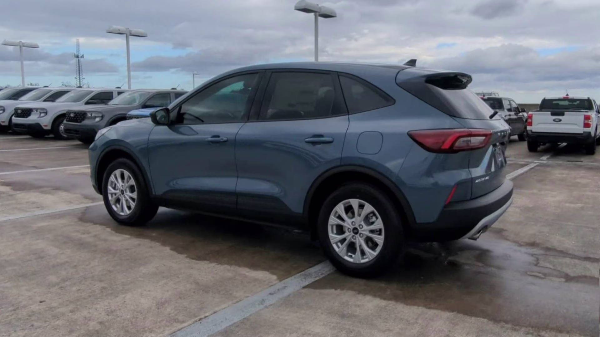 2026 Vapor Blue Metallic Ford Escape Active FWD SUV