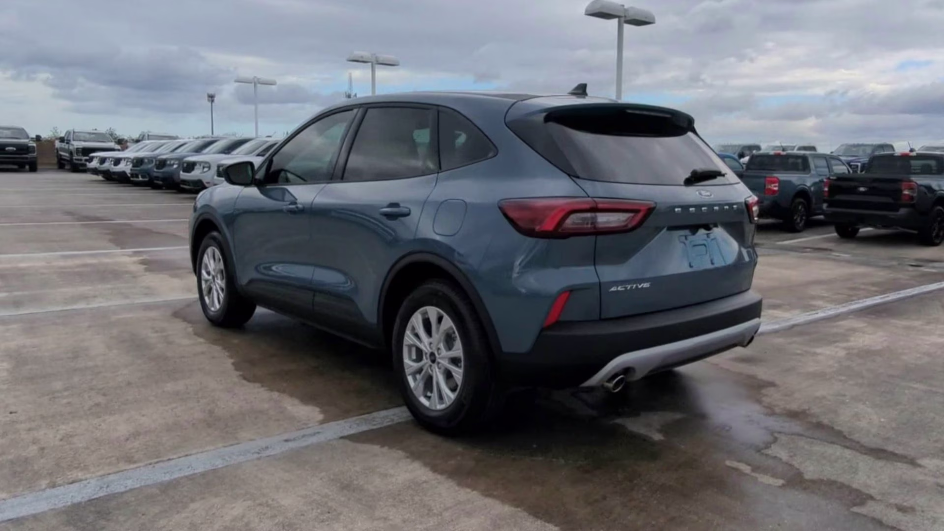 2026 Vapor Blue Metallic Ford Escape Active FWD SUV
