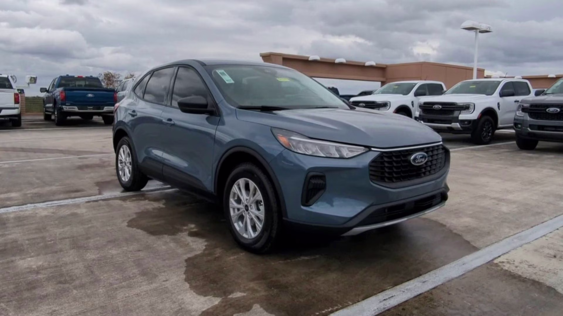 2026 Vapor Blue Metallic Ford Escape Active FWD SUV