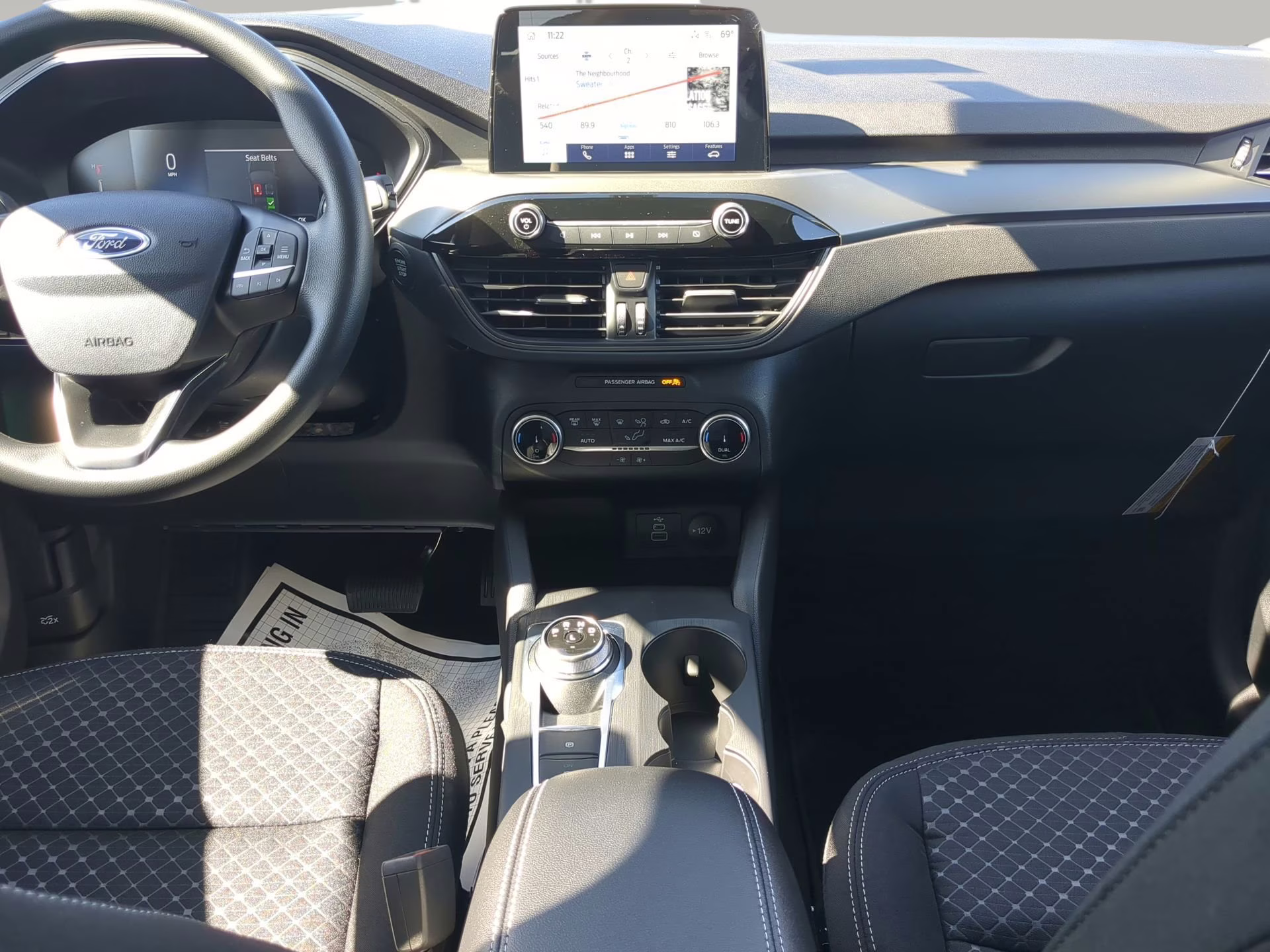 2026 Space Silver Metallic Ford Escape Active FWD SUV