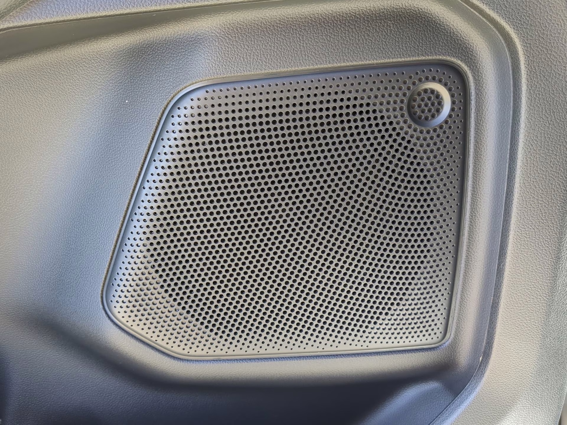 2026 Space Silver Metallic Ford Escape Active FWD SUV