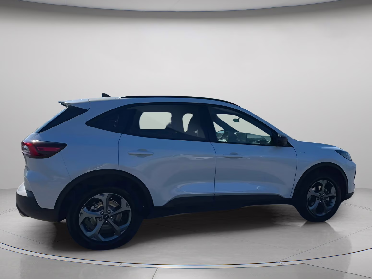 2026 Space Silver Metallic Ford Escape ST-Line FWD SUV