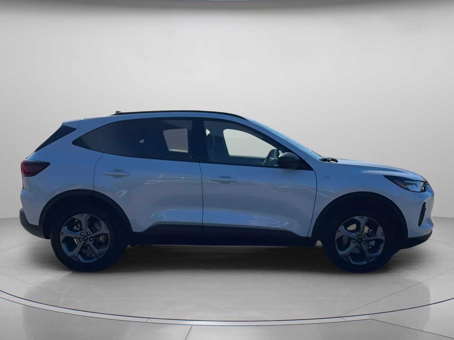 2026 Space Silver Metallic Ford Escape ST-Line FWD SUV