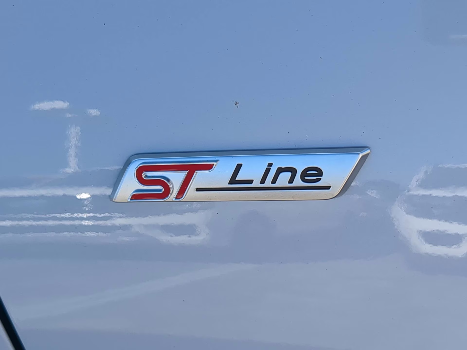 2026 Space Silver Metallic Ford Escape ST-Line FWD SUV