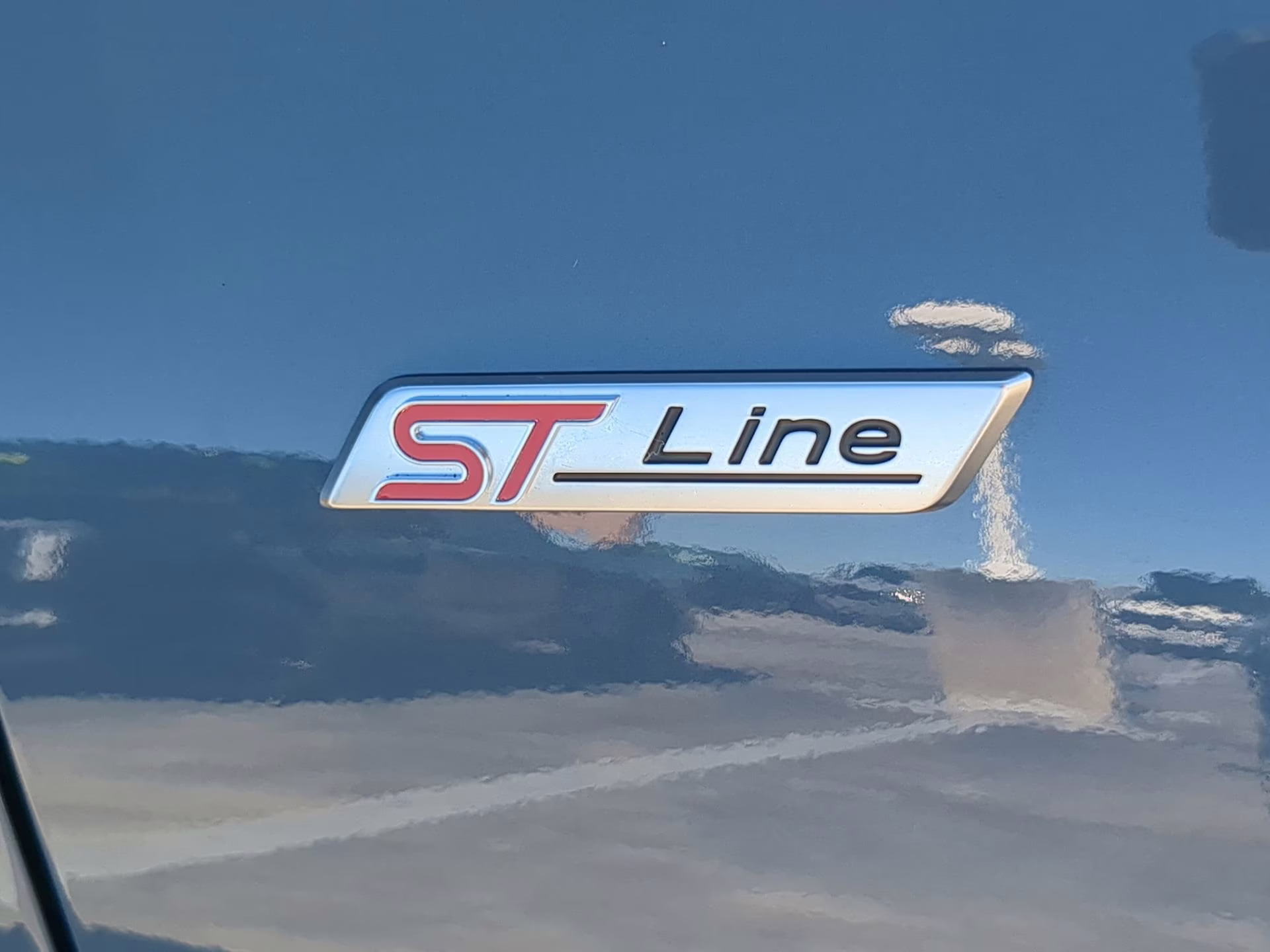 2026 Vapor Blue Metallic Ford Escape ST-Line FWD SUV