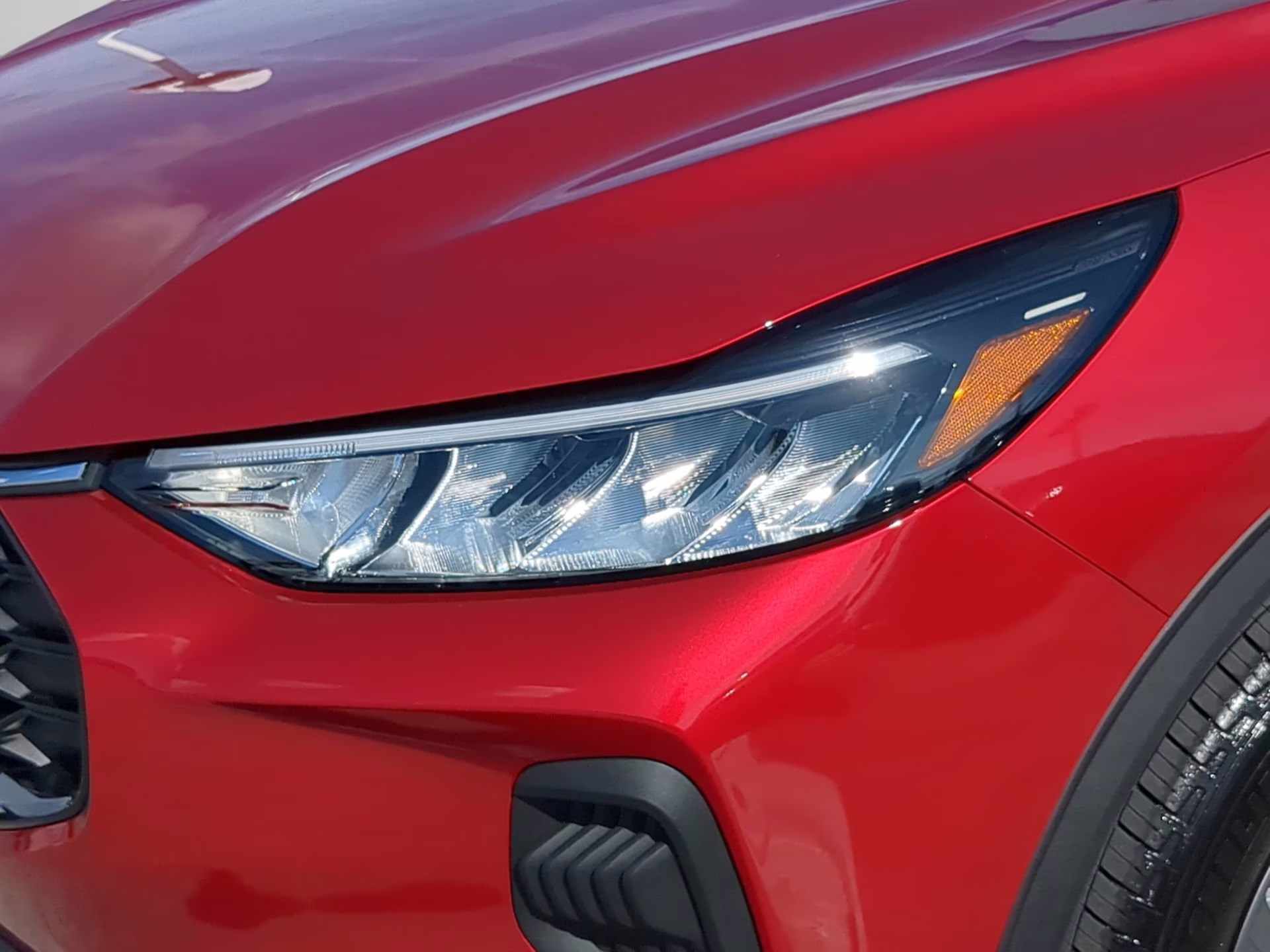 2026 Rapid Red Metallic Tinted Clearcoat Ford Escape ST-Line FWD SUV