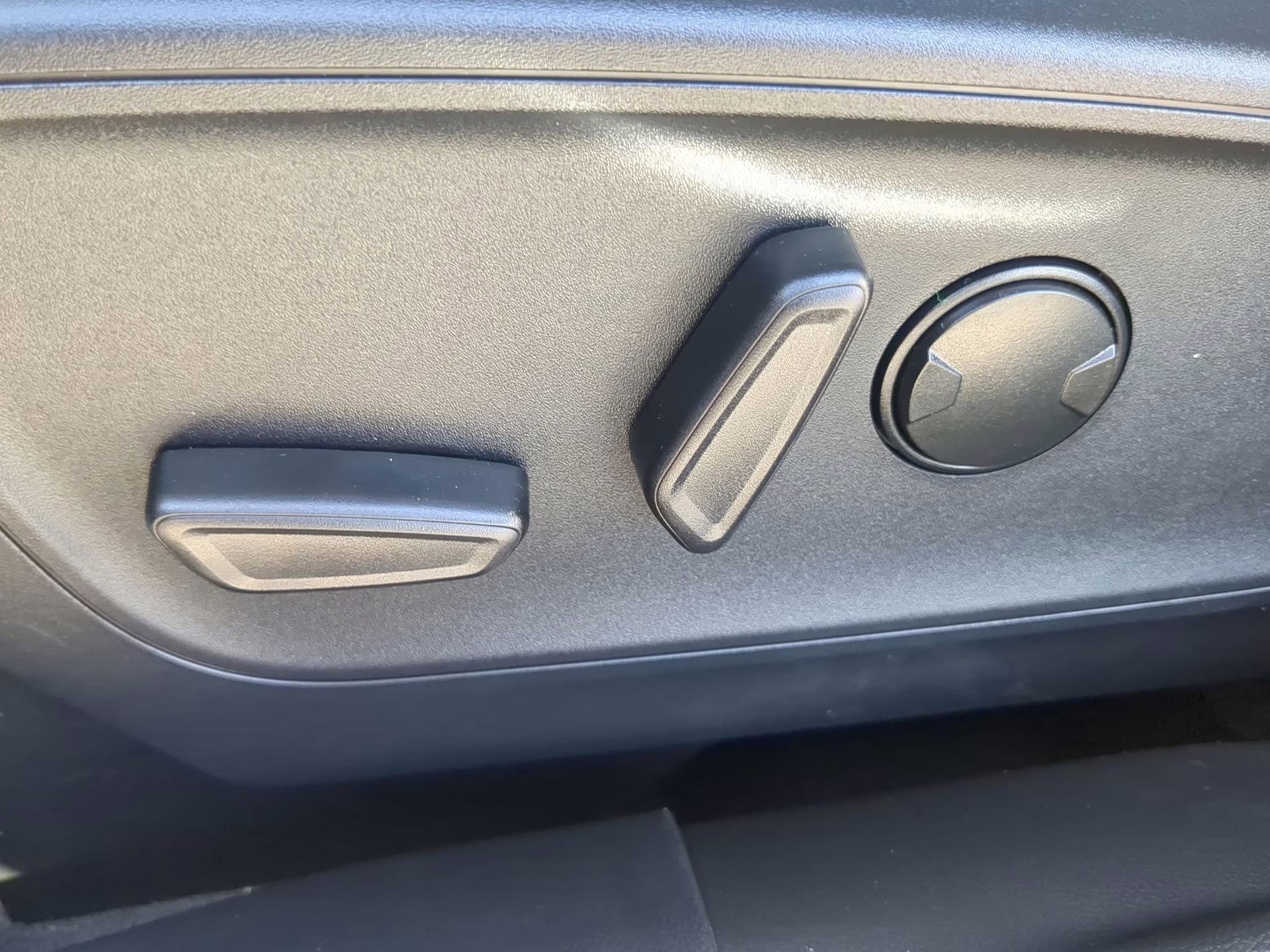 2026 Rapid Red Metallic Tinted Clearcoat Ford Escape ST-Line FWD SUV