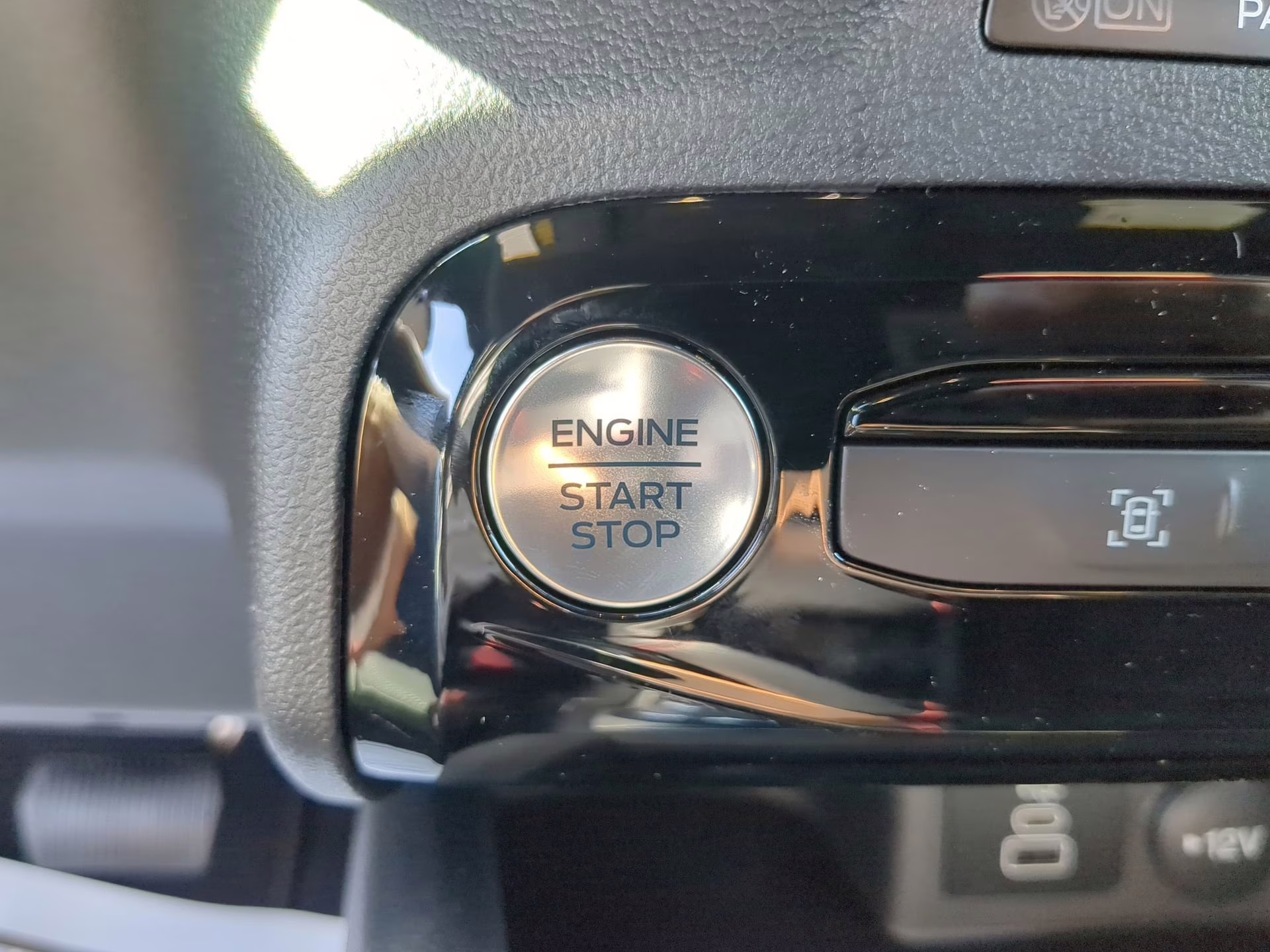 2026 Rapid Red Metallic Tinted Clearcoat Ford Escape ST-Line FWD SUV